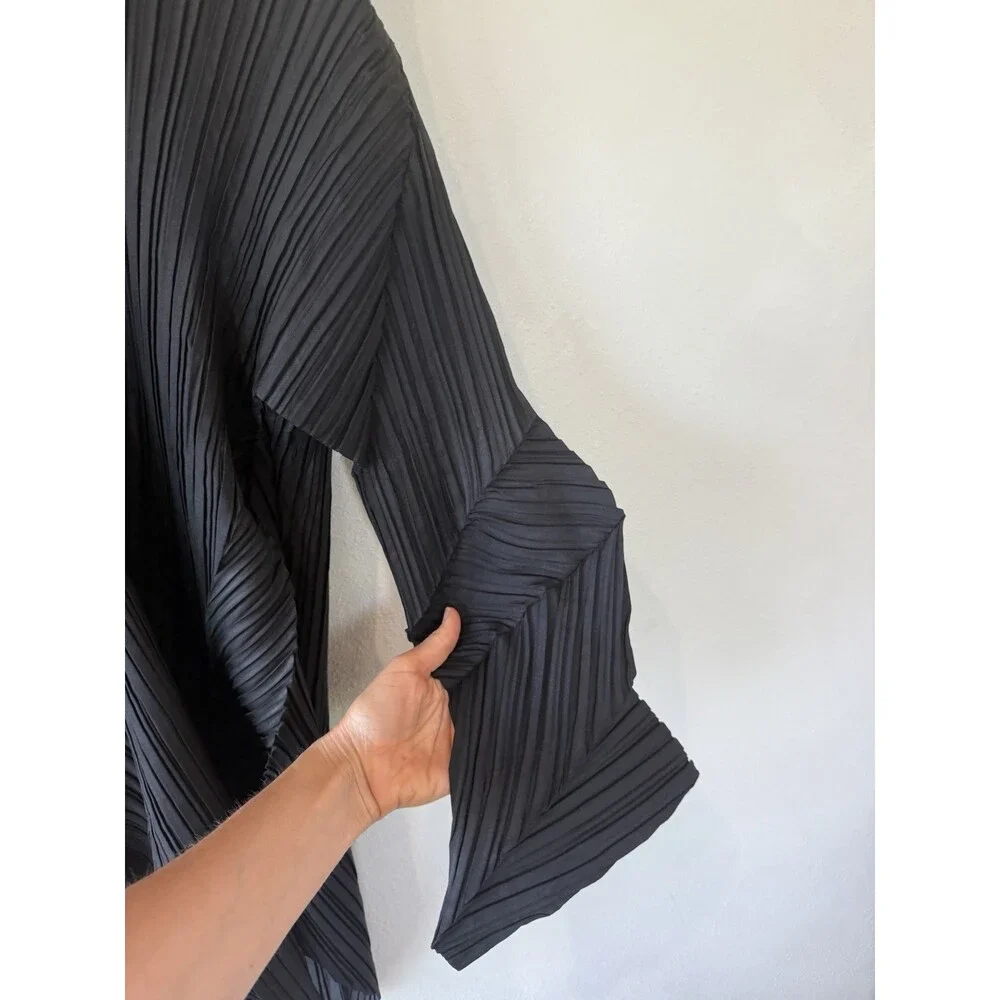 Caren Shen Women’s Outfit Set Black O/S Top Clouds Pants PLEATS Please COLLAR